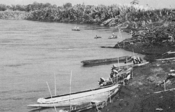 Pirogues-sepik-600 Pirogues-sepik-600