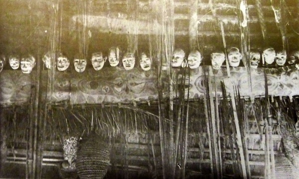 7presentoir-1909-600