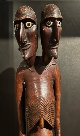 Rapa-nui-double330-560